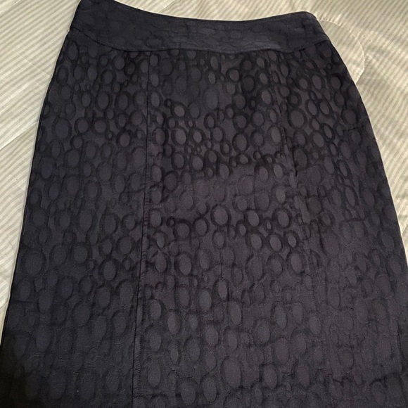 Dana Buchman Dresses & Skirts - New Dana Buchman Pencil Skirt Size 4